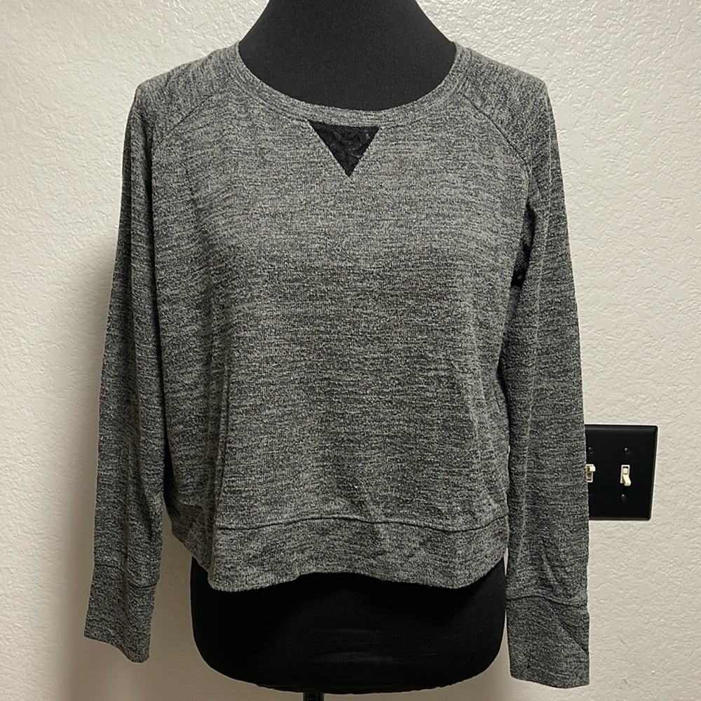 Vintage Victoria’s Secret Cropped Crewneck W/ Lace Cut Outs Size Small